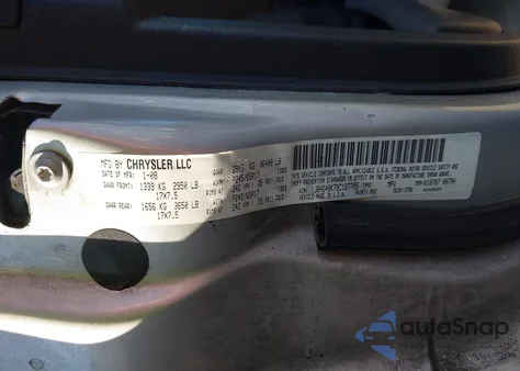 2008 Jeep Commander Sport z USA, uszkodzony, nr VIN 1J8HG48K78C187705